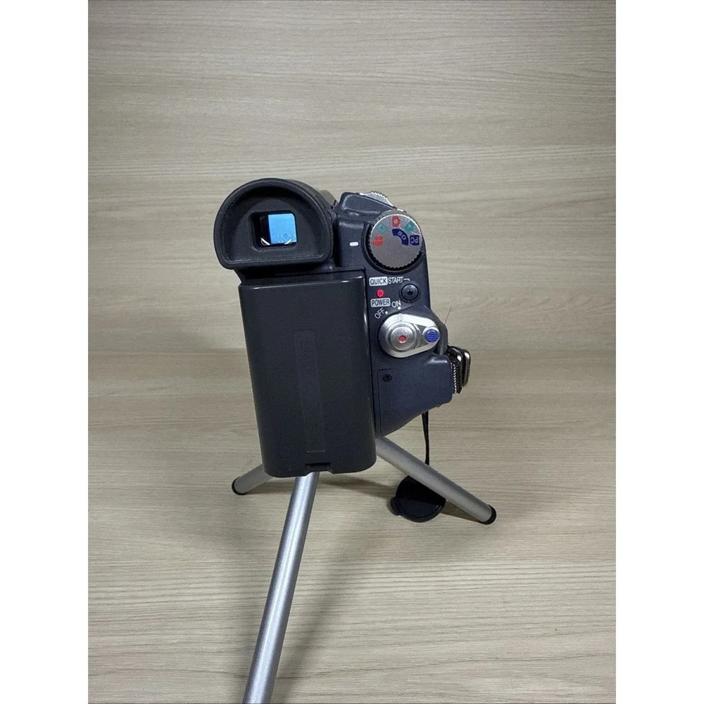 Panasonic PV-GS2 Blue MiniDV Camcorder Video Camera - Tested & Working W/ Tripod